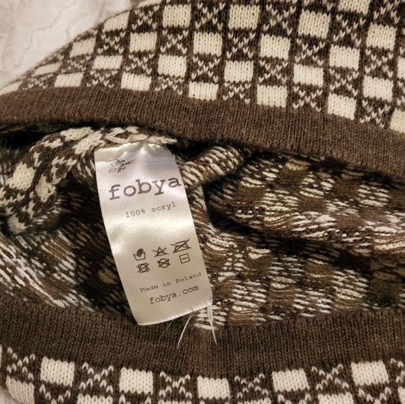 Mocha Design Sweater Dress - Picture 4 of 15